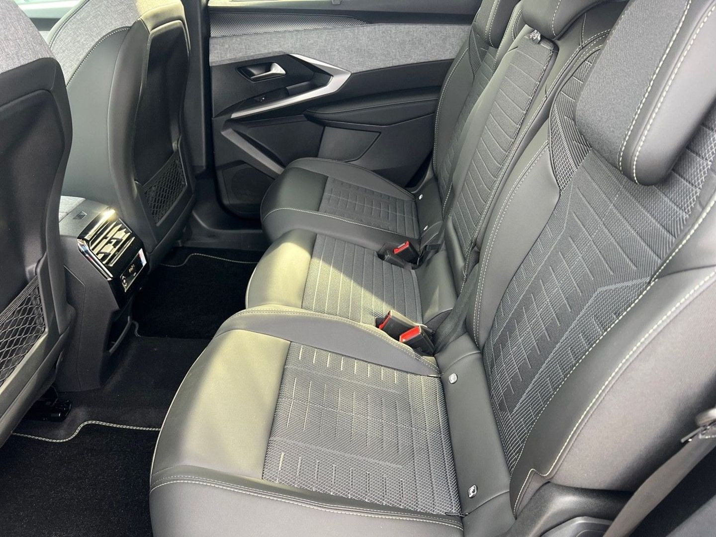PEUGEOT 5008 en vente à Albi chez votre mandataire automobile