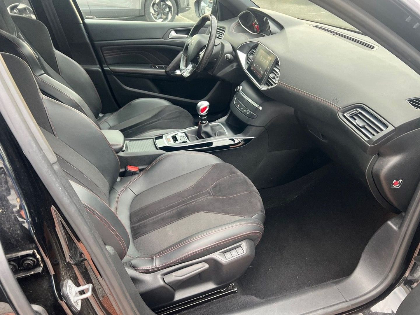 PEUGEOT 308 en vente à Albi chez votre mandataire automobile