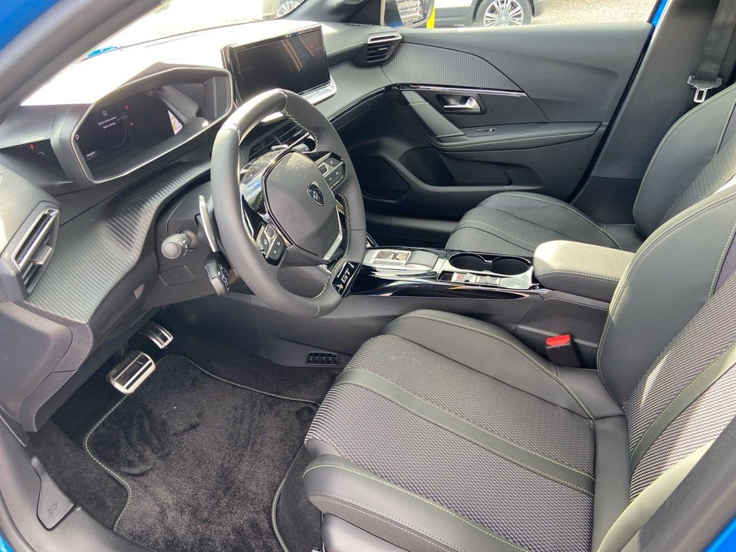 PEUGEOT 208 en vente à Albi chez votre mandataire automobile