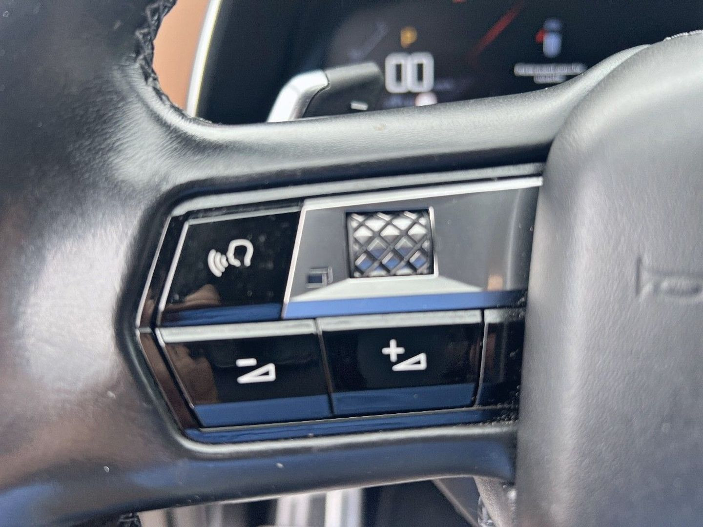 DS DS7 CROSSBACK en vente à Albi chez votre mandataire automobile