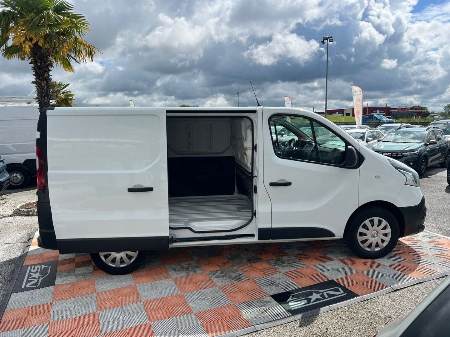 RENAULT TRAFIC FOURGON en vente à Albi chez votre mandataire automobile