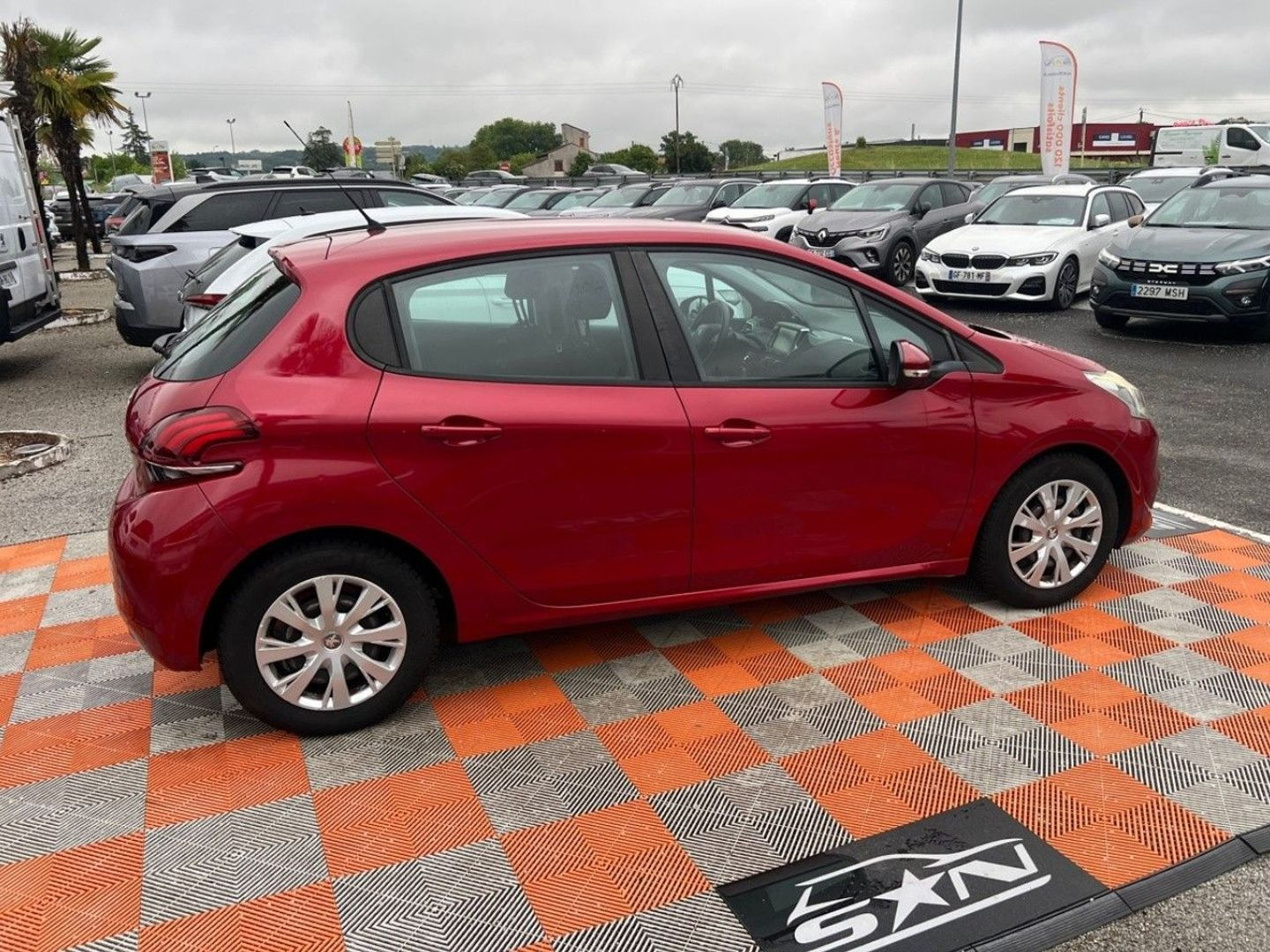 PEUGEOT 208 en vente à Albi chez votre mandataire automobile