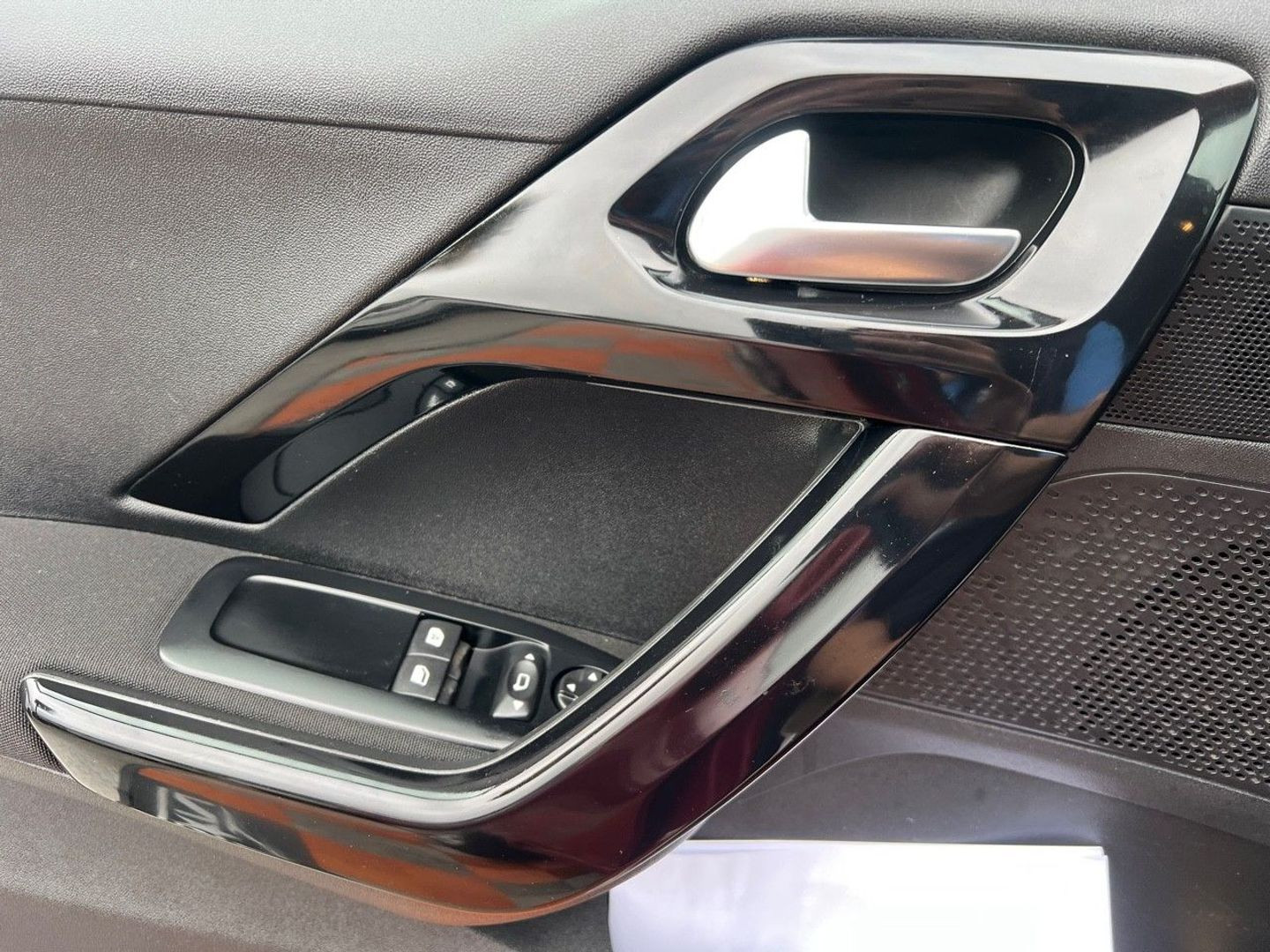 PEUGEOT 208 en vente à Albi chez votre mandataire automobile