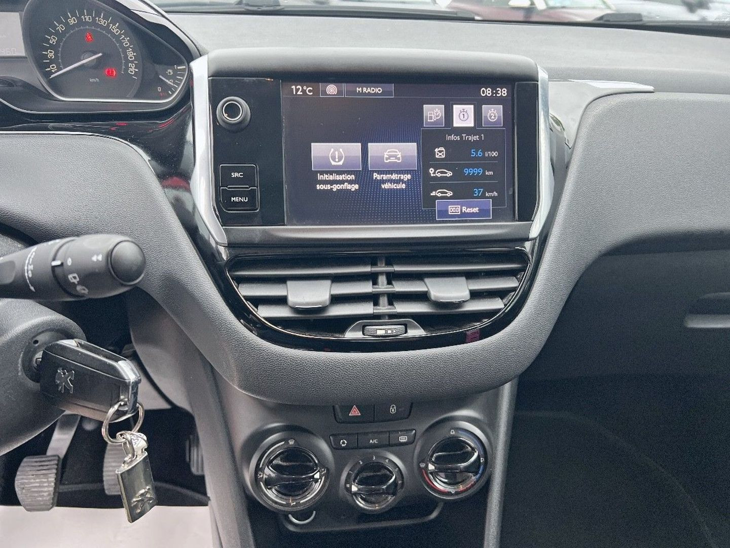 PEUGEOT 208 en vente à Albi chez votre mandataire automobile