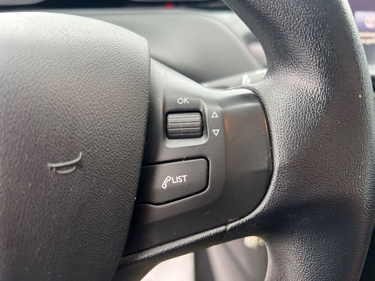 PEUGEOT 208 en vente à Albi chez votre mandataire automobile
