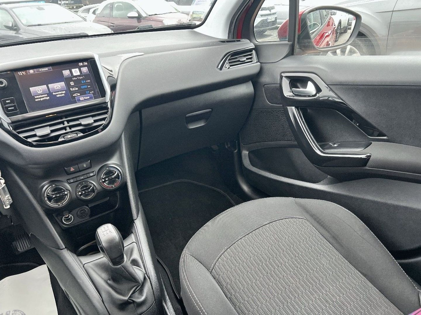 PEUGEOT 208 en vente à Albi chez votre mandataire automobile