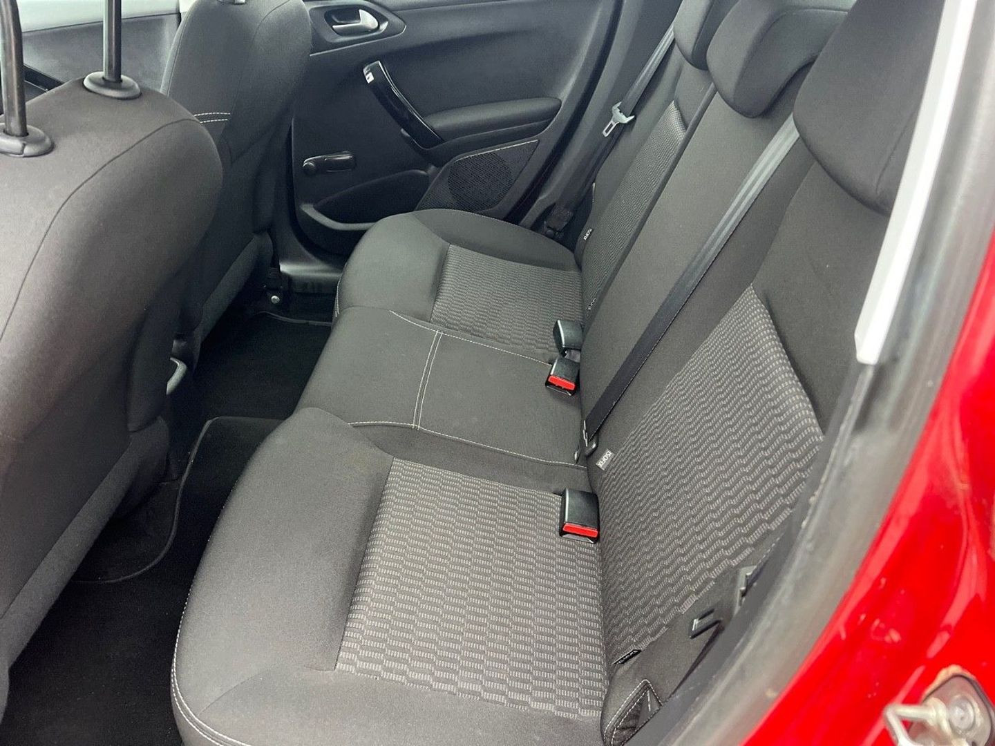 PEUGEOT 208 en vente à Albi chez votre mandataire automobile
