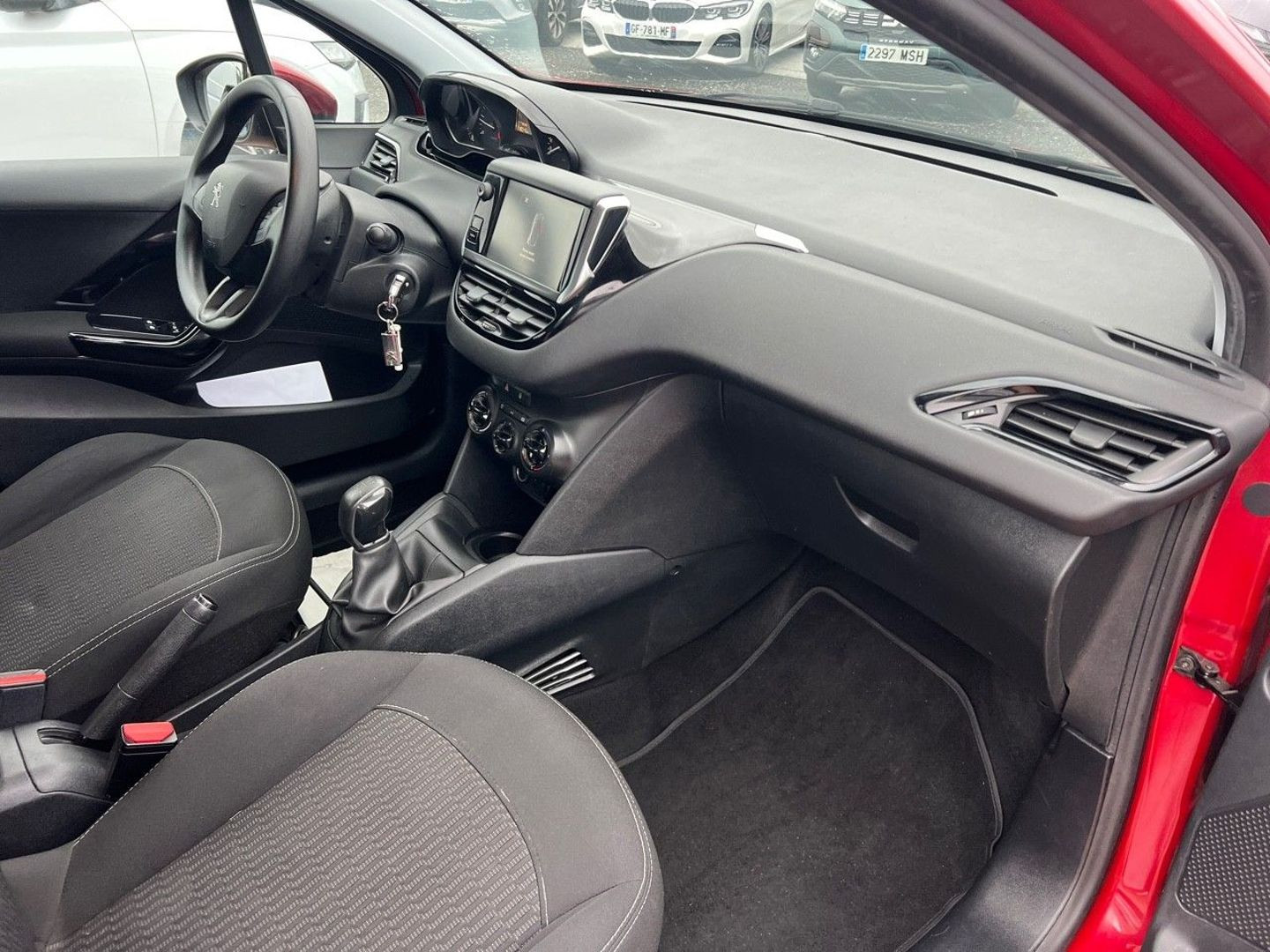 PEUGEOT 208 en vente à Albi chez votre mandataire automobile