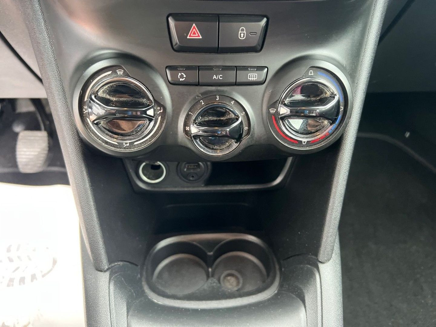PEUGEOT 208 en vente à Albi chez votre mandataire automobile