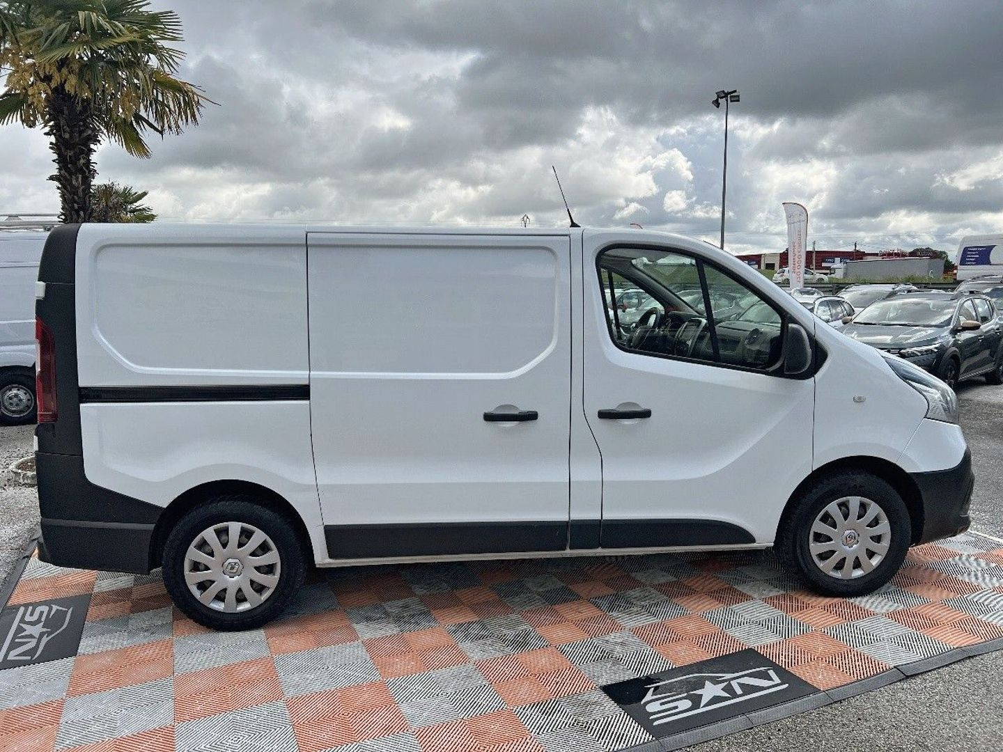 RENAULT TRAFIC FOURGON en vente à Albi chez votre mandataire automobile