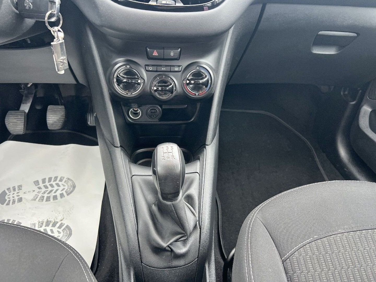 PEUGEOT 208 en vente à Albi chez votre mandataire automobile