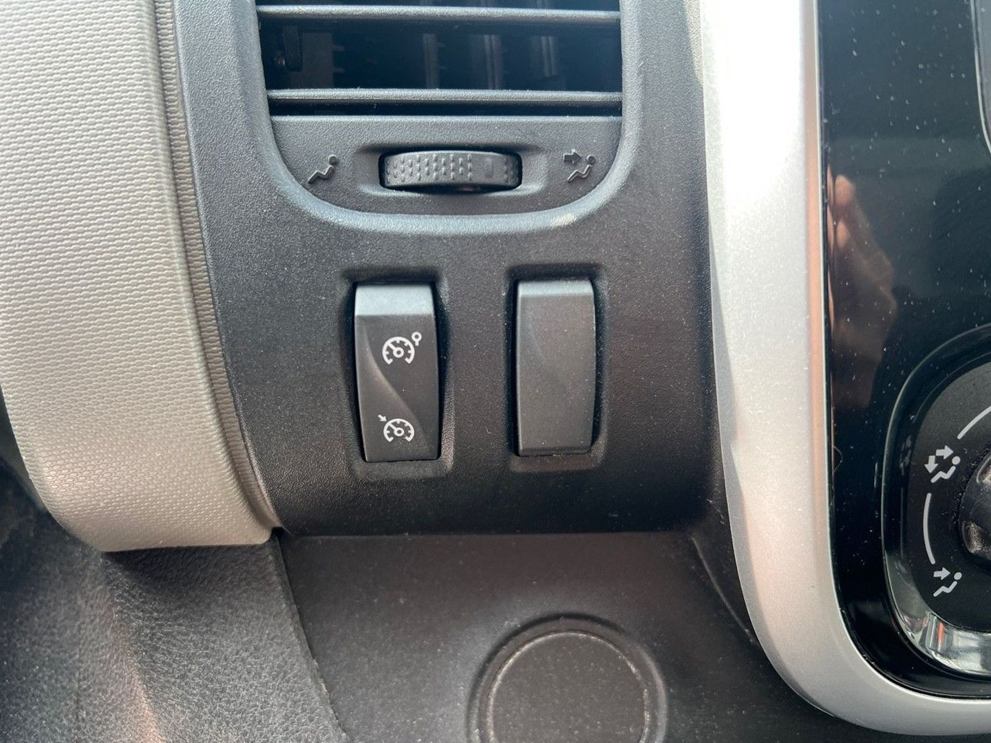 RENAULT TRAFIC FOURGON en vente à Albi chez votre mandataire automobile