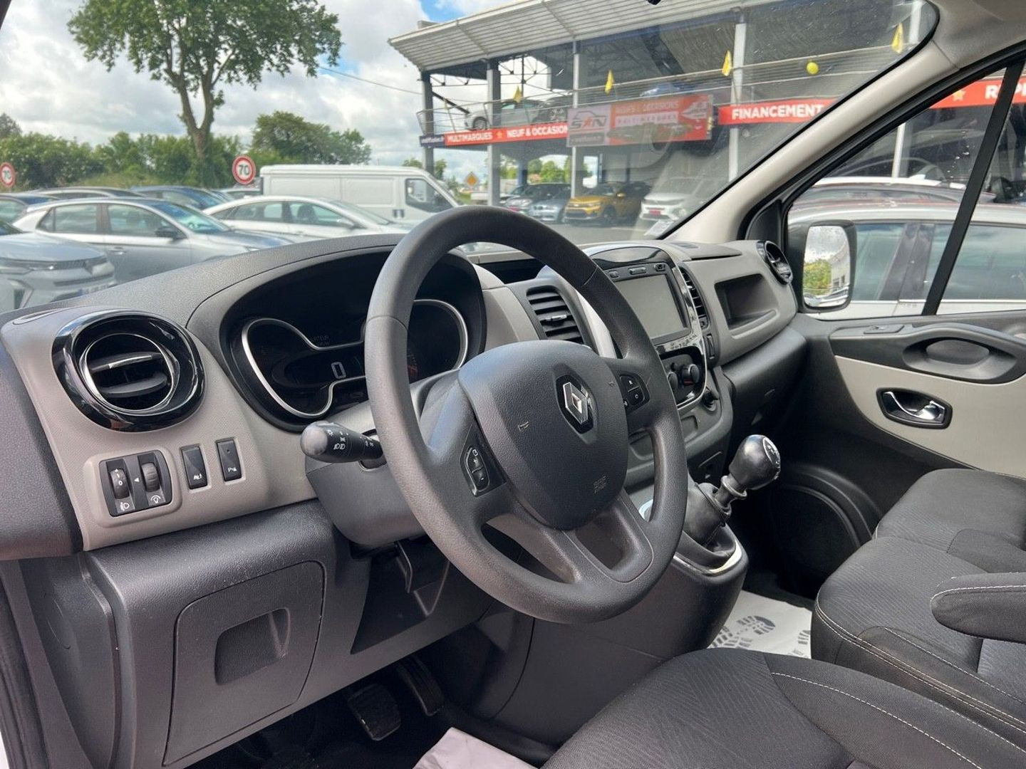 RENAULT TRAFIC FOURGON en vente à Albi chez votre mandataire automobile