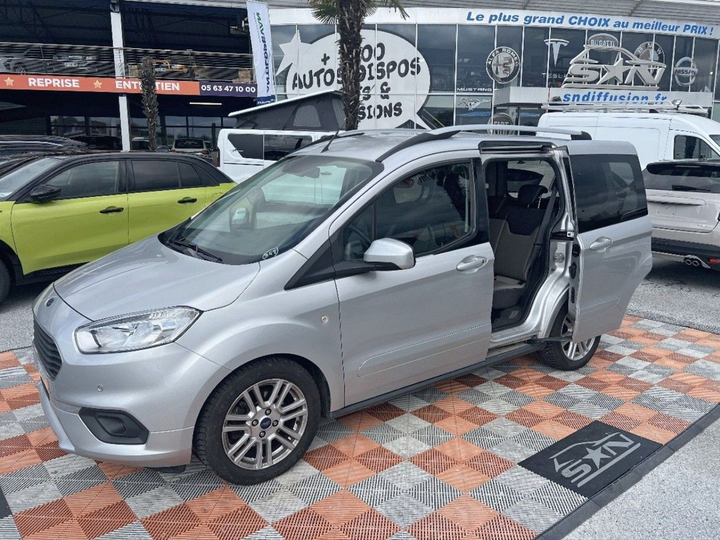 FORD Tourneo Courier en vente à Albi chez votre mandataire automobile
