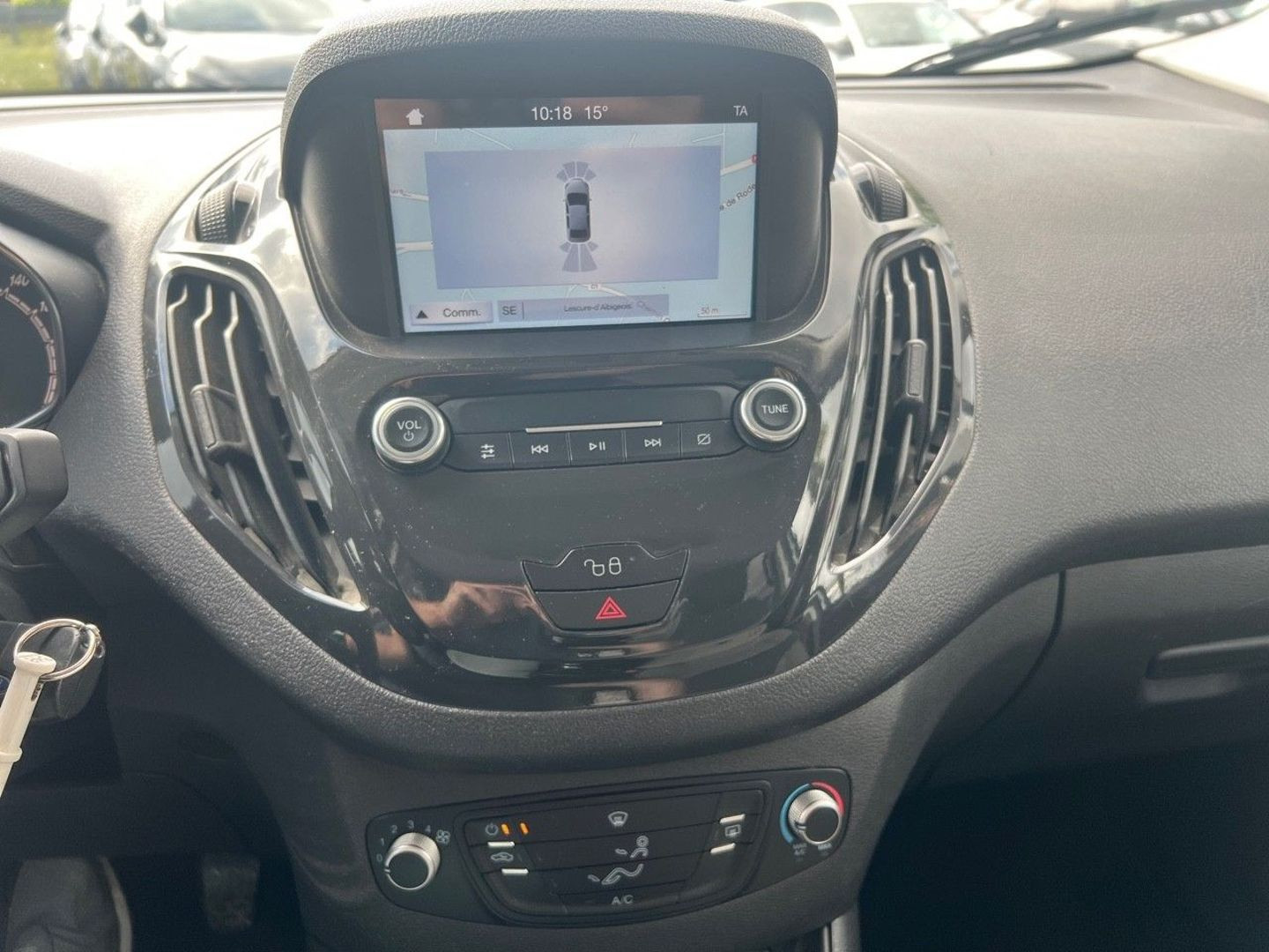 FORD Tourneo Courier en vente à Albi chez votre mandataire automobile