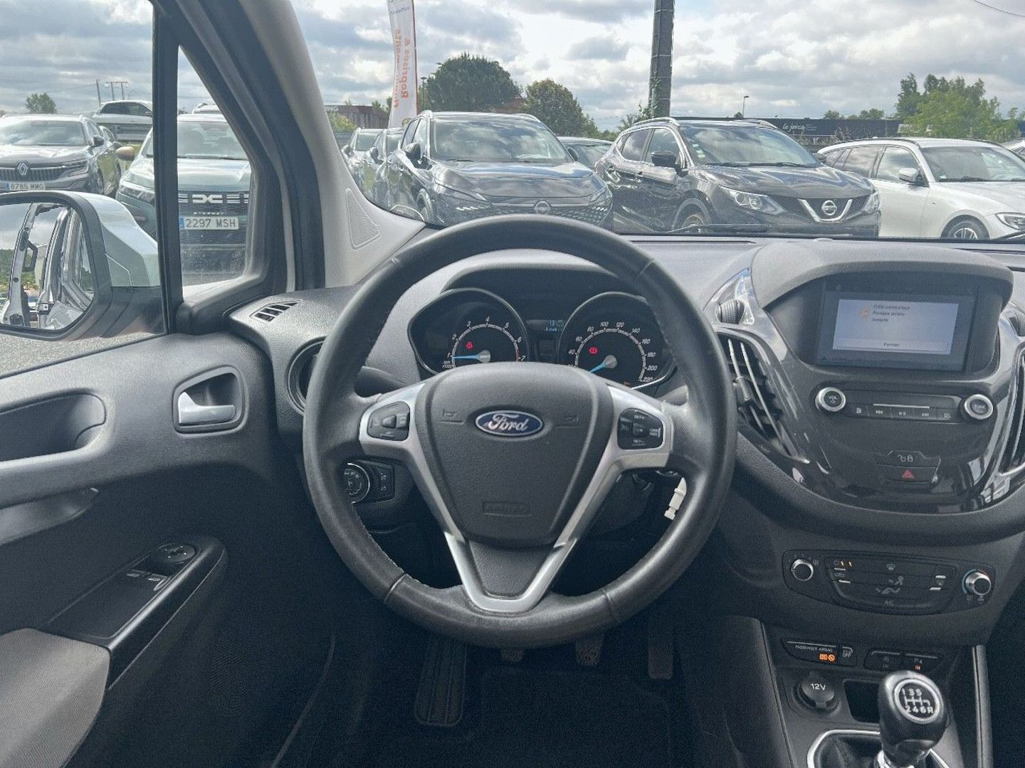 FORD Tourneo Courier en vente à Albi chez votre mandataire automobile