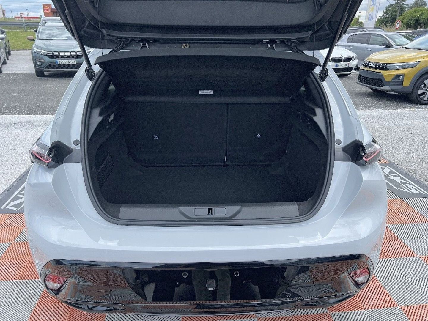 PEUGEOT 308 en vente à Albi chez votre mandataire automobile