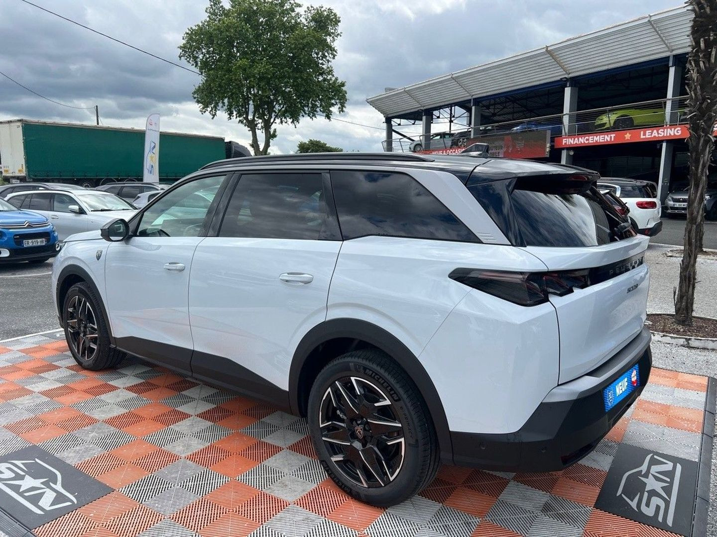 PEUGEOT 5008 en vente à Albi chez votre mandataire automobile