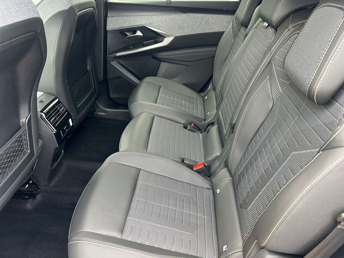 PEUGEOT 5008 en vente à Albi chez votre mandataire automobile