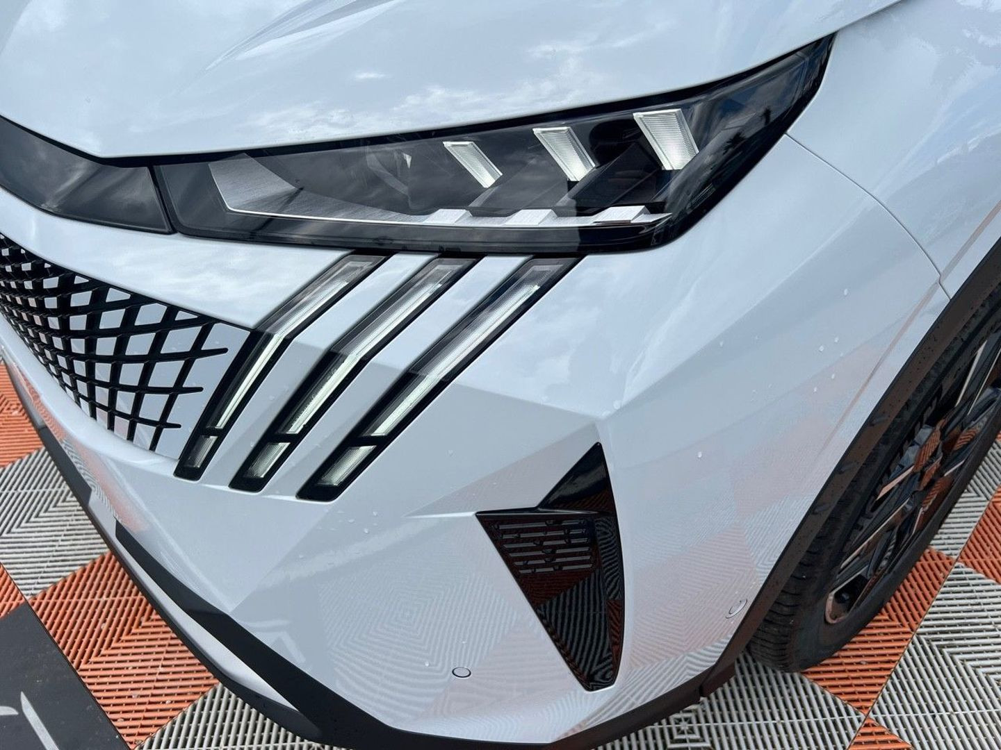 PEUGEOT 5008 en vente à Albi chez votre mandataire automobile