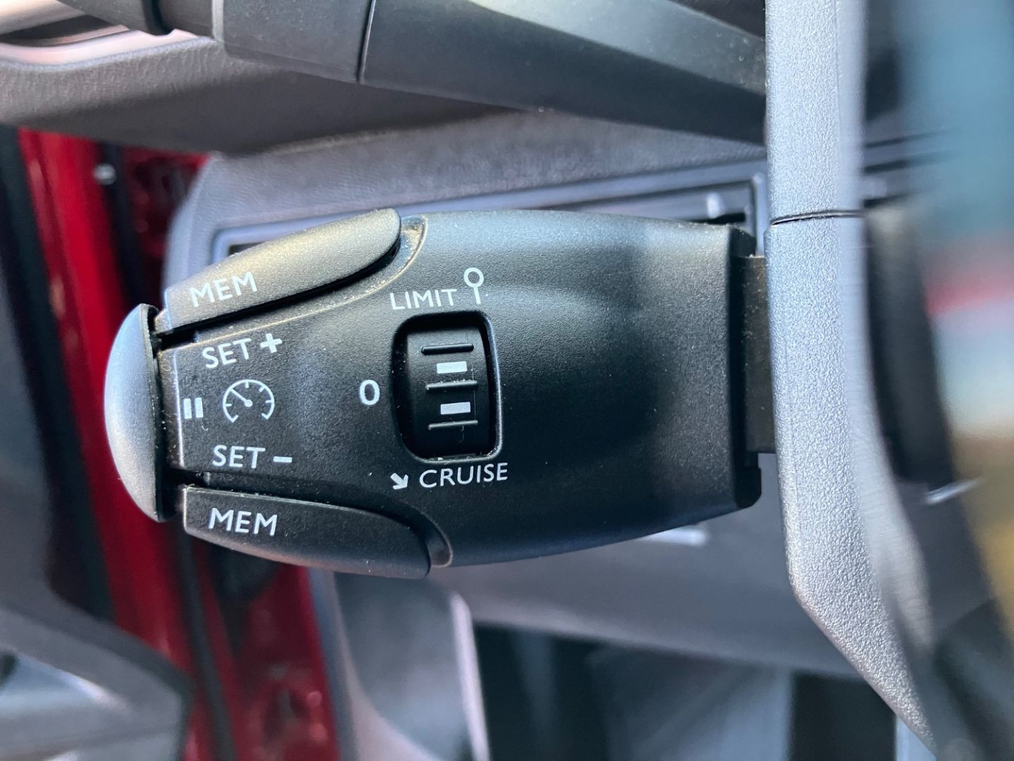 PEUGEOT 3008 en vente à Albi chez votre mandataire automobile