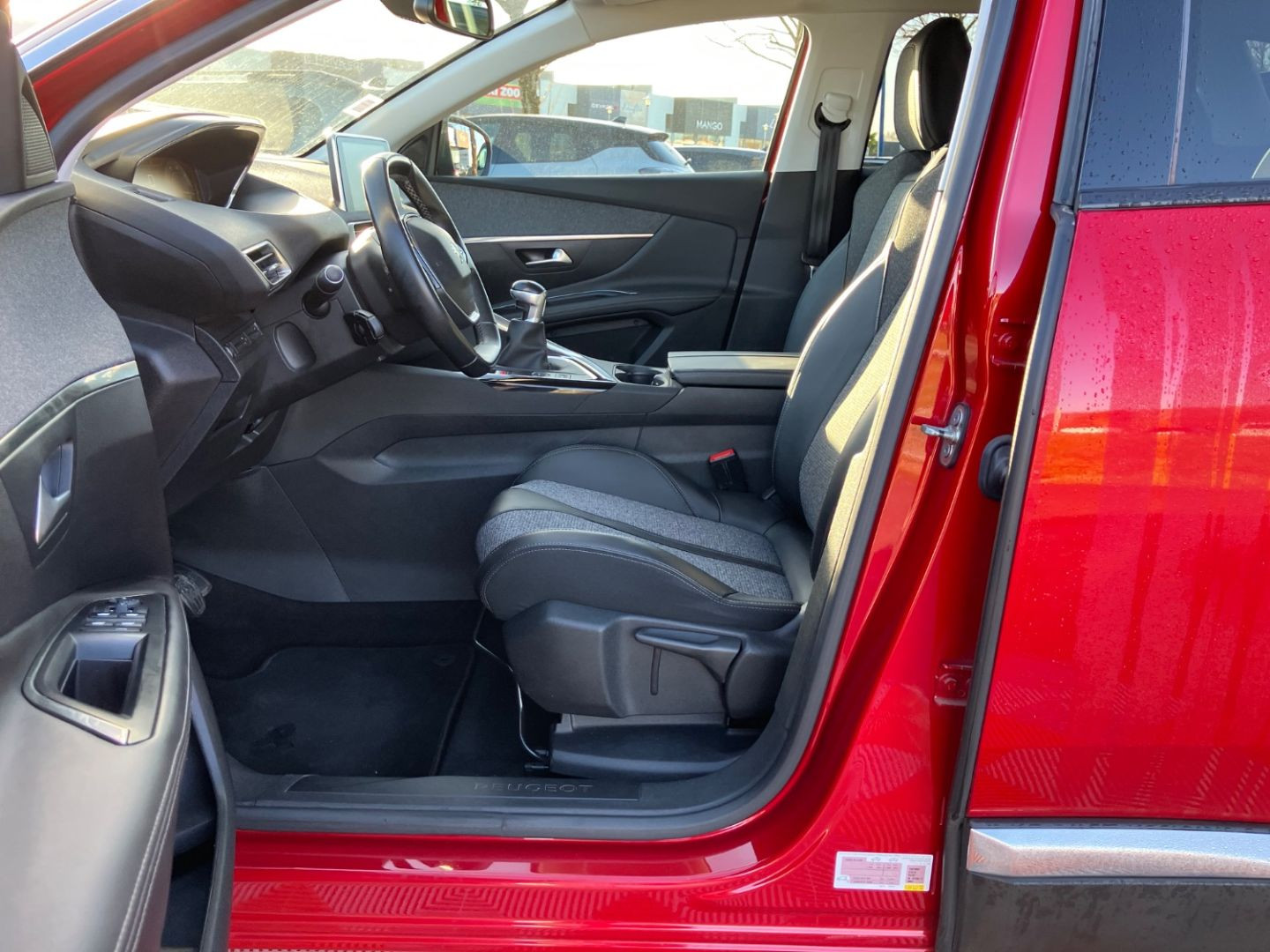 PEUGEOT 3008 en vente à Albi chez votre mandataire automobile
