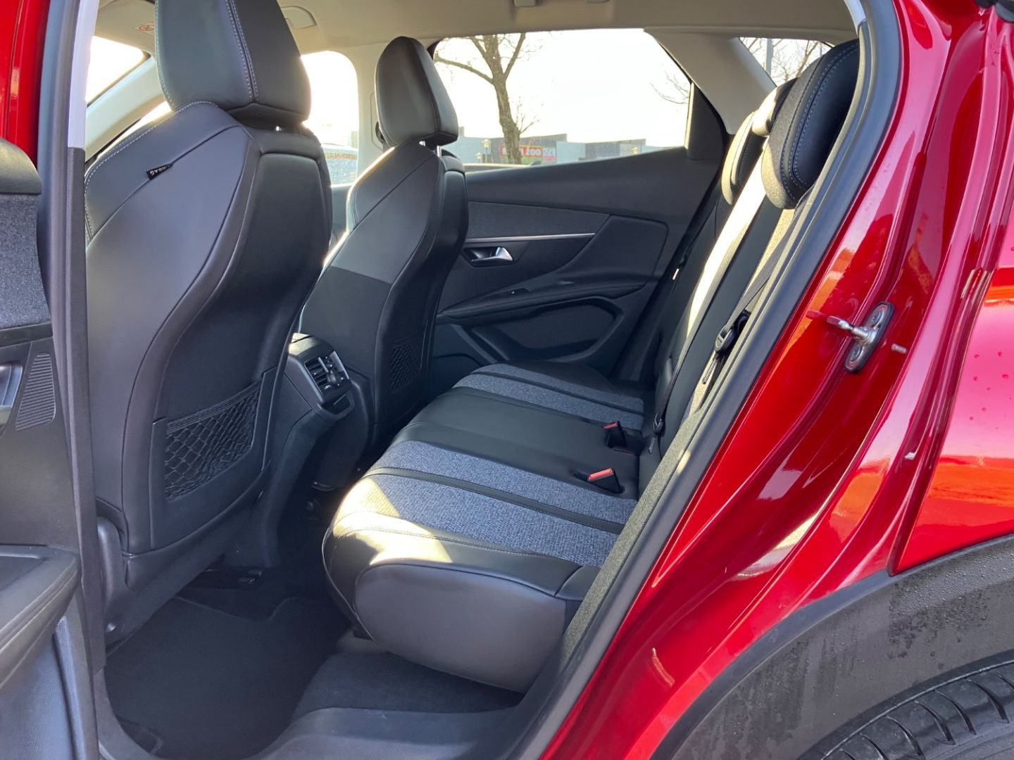 PEUGEOT 3008 en vente à Albi chez votre mandataire automobile