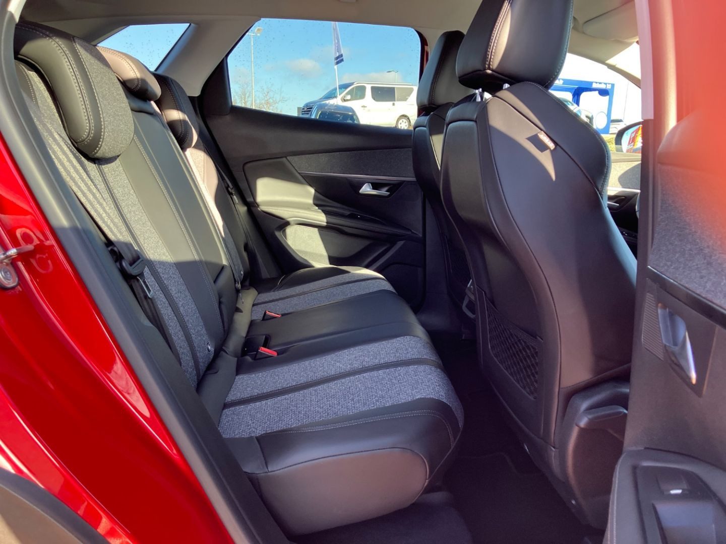 PEUGEOT 3008 en vente à Albi chez votre mandataire automobile
