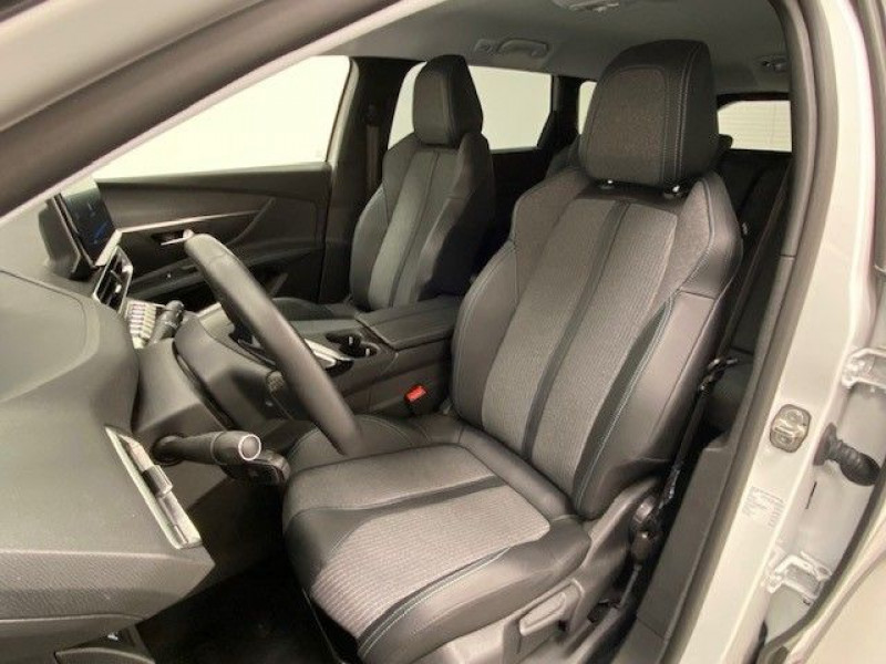 Photo 7 de l'offre de PEUGEOT 5008 1.2 PURETECH 130CH S&S ALLURE PACK à 27490€ chez e-Vago
