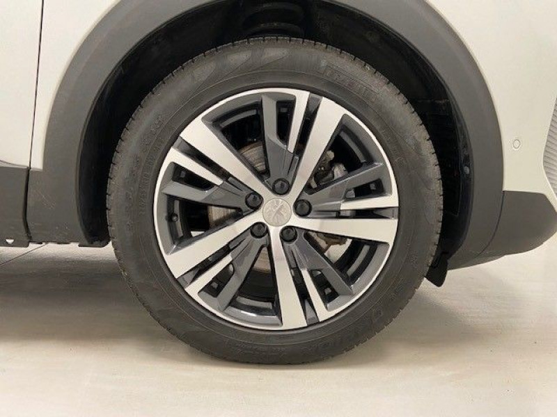 Photo 5 de l'offre de PEUGEOT 5008 1.2 PURETECH 130CH S&S ALLURE PACK à 27490€ chez e-Vago