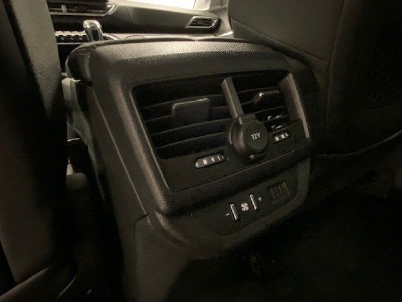 Photo 21 de l'offre de PEUGEOT 5008 1.2 PURETECH 130CH S&S ALLURE PACK à 27490€ chez e-Vago