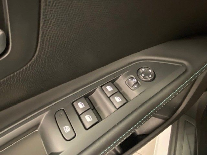 Photo 14 de l'offre de PEUGEOT 5008 1.2 PURETECH 130CH S&S ALLURE PACK à 27490€ chez e-Vago