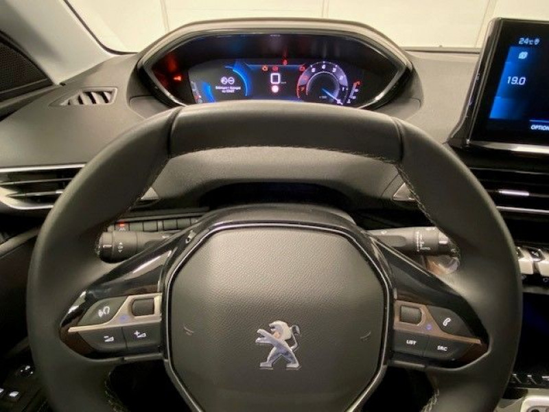Photo 8 de l'offre de PEUGEOT 5008 1.2 PURETECH 130CH S&S ALLURE PACK à 27490€ chez e-Vago