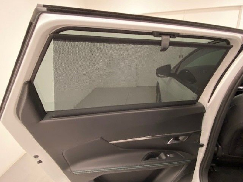Photo 19 de l'offre de PEUGEOT 5008 1.2 PURETECH 130CH S&S ALLURE PACK à 27490€ chez e-Vago