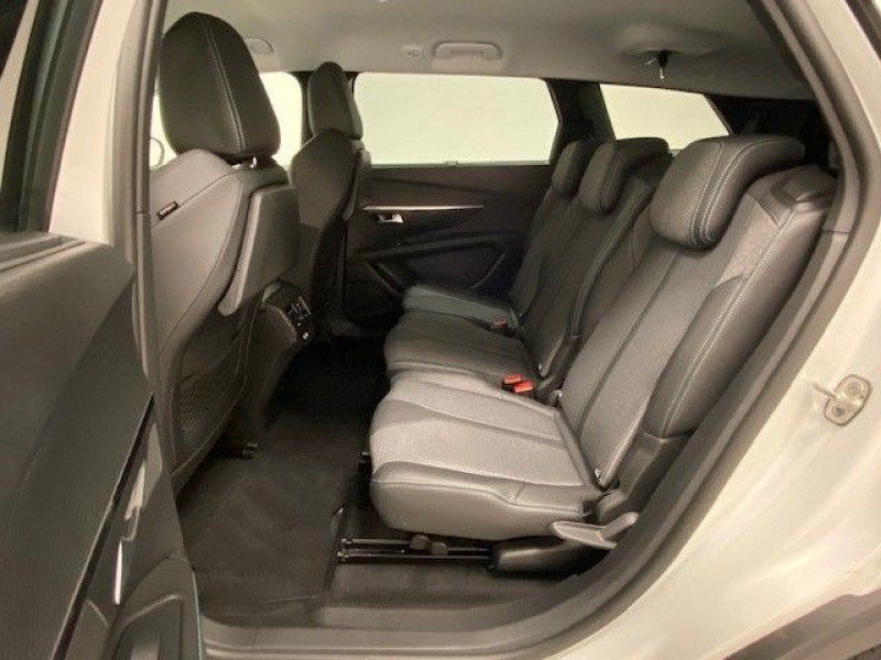 Photo 18 de l'offre de PEUGEOT 5008 1.2 PURETECH 130CH S&S ALLURE PACK à 27490€ chez e-Vago