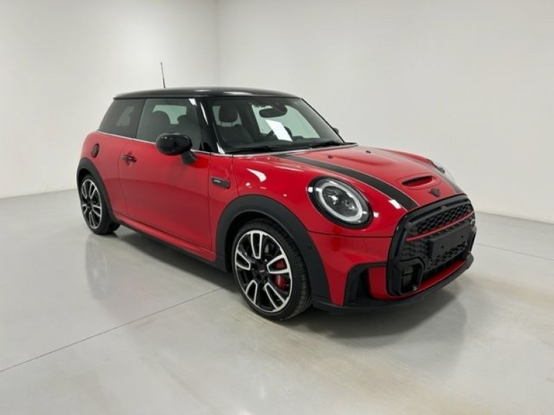 Photo 4 de l'offre de MINI MINI JOHN COOPER WORKS 231CH BVA8 + JA18 + CAM + CUIR à 34490€ chez e-Vago