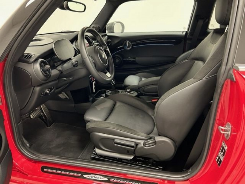 Photo 6 de l'offre de MINI MINI JOHN COOPER WORKS 231CH BVA8 + JA18 + CAM + CUIR à 34490€ chez e-Vago
