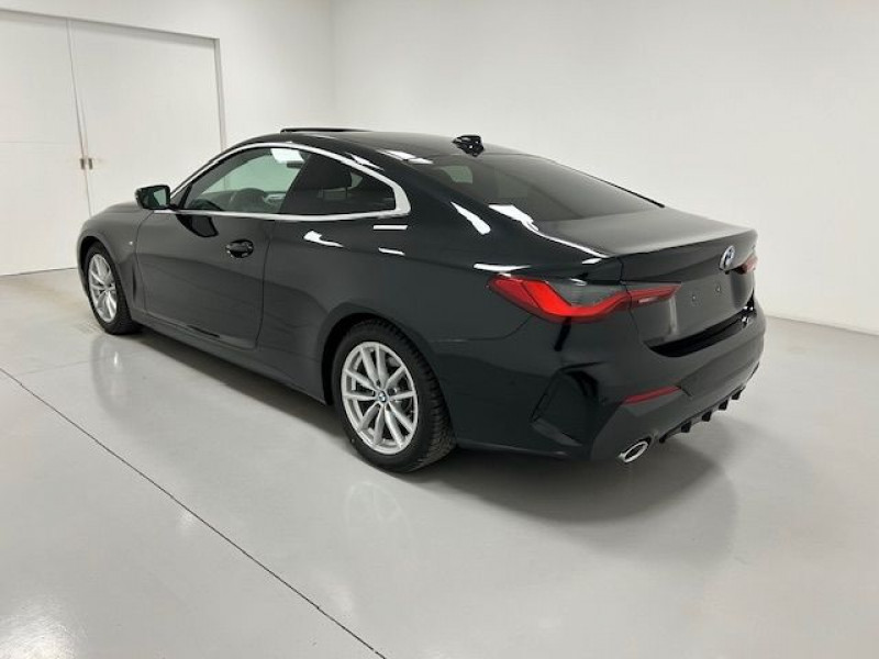 Photo 2 de l'offre de BMW SERIE 4 COUPE (G22) 420IA 184CH M SPORT + TO + SIEGE ELEC. + CAM à 42990€ chez e-Vago