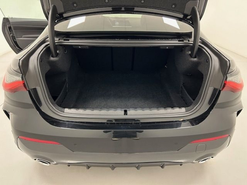 Photo 13 de l'offre de BMW SERIE 4 COUPE (G22) 420IA 184CH M SPORT + TO + SIEGE ELEC. + CAM à 42990€ chez e-Vago