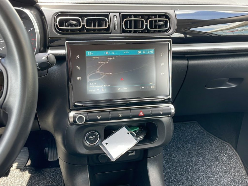 Photo 8 de l'offre de CITROEN C3 PURETECH 82CH SHINE S&S E6.D à 10890€ chez e-Vago