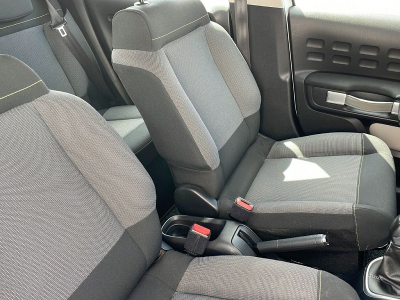 Photo 7 de l'offre de CITROEN C3 PURETECH 82CH SHINE S&S E6.D à 10890€ chez e-Vago