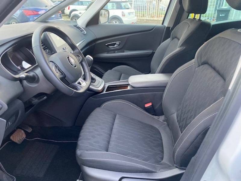 Photo 3 de l'offre de RENAULT Scenic 4 1.3 TCe 140ch energy Limited EDC à 17990€ chez AA automobiles