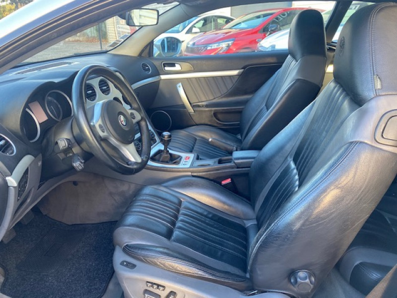 Photo 2 de l'offre de ALFA ROMEO Brera 2.2 JTS Sky View à 9990€ chez AA automobiles