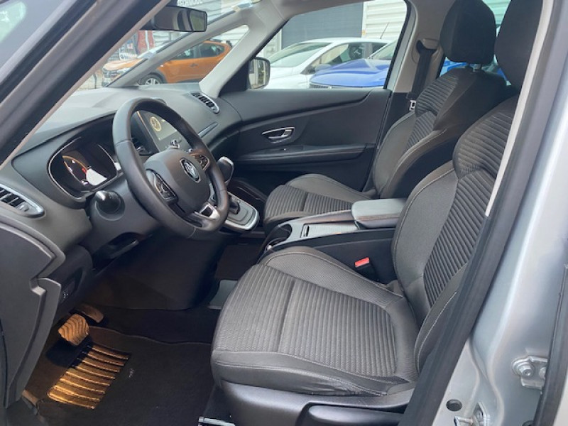 Photo 2 de l'offre de RENAULT Grand Scenic 1.7 Blue dCi 150ch Business EDC 7 places à 12990€ chez AA automobiles