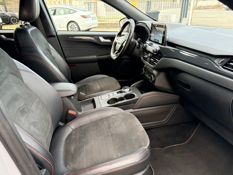 Photo 4 de l'offre de FORD Kuga 2.5 Duratec 190ch FHEV E85 Graphite Tech Edition BVA à 23990€ chez AA automobiles