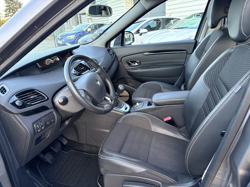 Photo 3 de l'offre de RENAULT Scenic 1.2 TCe 130ch Bose à 6990€ chez AA automobiles