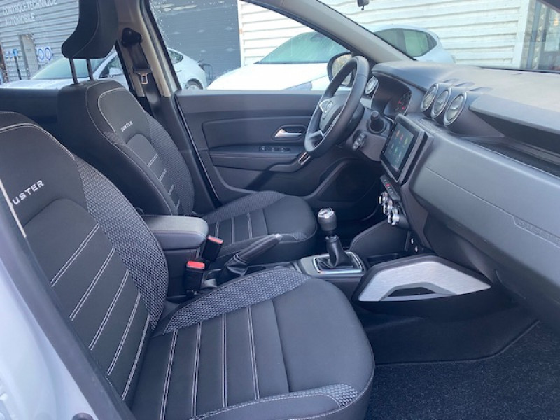 Photo 4 de l'offre de DACIA Duster 1.0 ECO-G 100ch Prestige + 4x2 à 14990€ chez AA automobiles