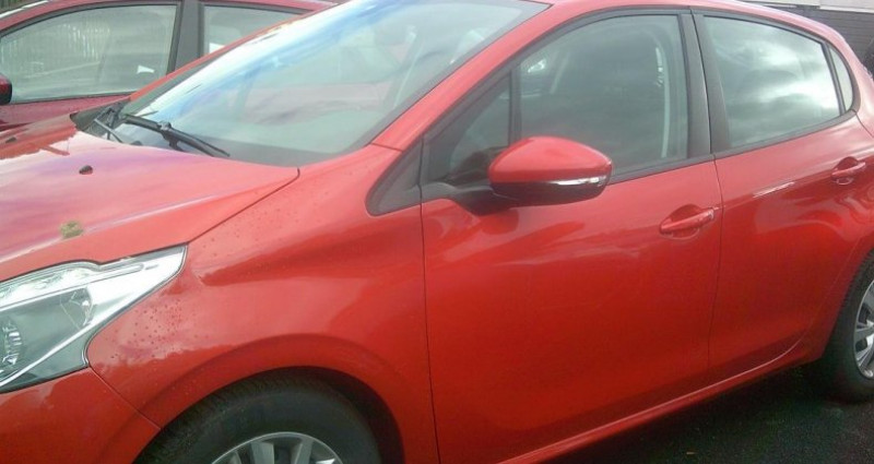 Photo 2 de l'offre de PEUGEOT modele 1.5l blue HDI active 1021cv (2019) à 9990€ chez AA automobiles