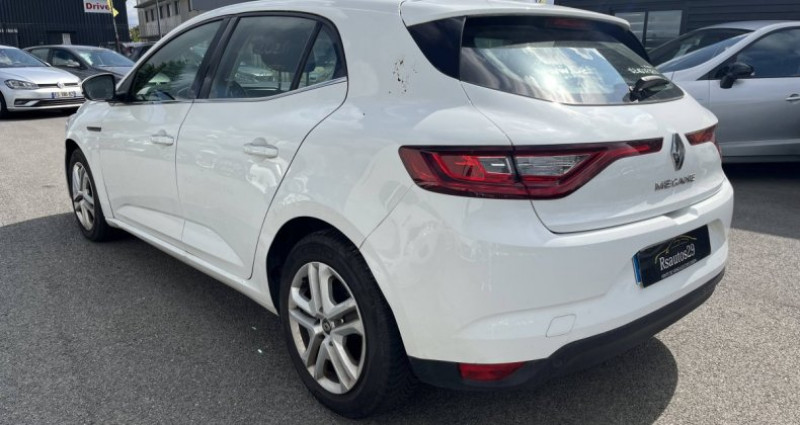 Photo 2 de l'offre de RENAULT modele IV (BFB) 1.5 Blue dCi 95ch Business à 11750€ chez AA automobiles