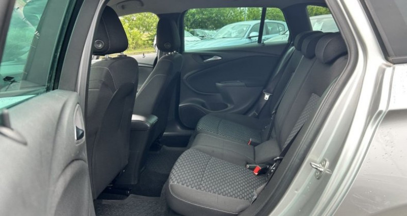 Photo 5 de l'offre de OPEL modele SPORTS TOURER 1.2 TURBO 130CH EDITION BUSINESS à 9890€ chez AA automobiles